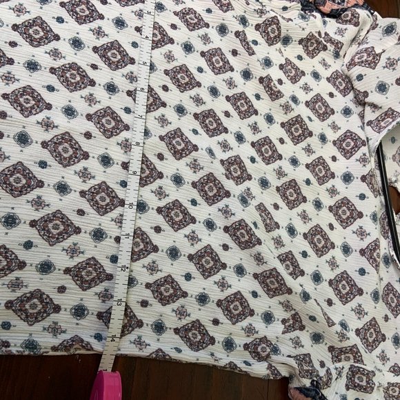 Urban Girl Gauze Tunic Blouse Size Small (S) - Picture 5 of 6